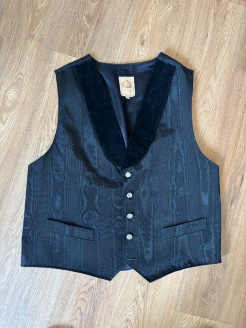 Wah Maker Western Frontier Black Jacquard Pattern Velvet Collar Vest EUC XL